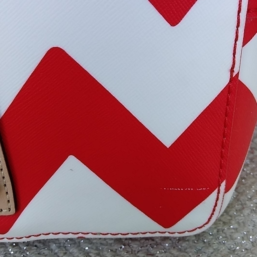Kate Spade South of Border Medium Harmony Chevron Red and White Tote Bag - Picture 10 of 16